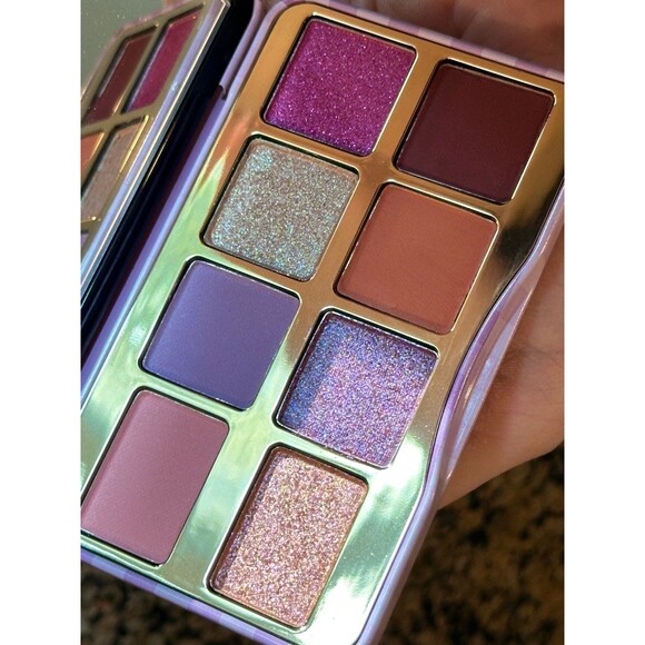NIB Too Faced That’s My Jam Mini Eyeshadow Palette 6 Pan Purple Iridescent - Picture 8 of 11